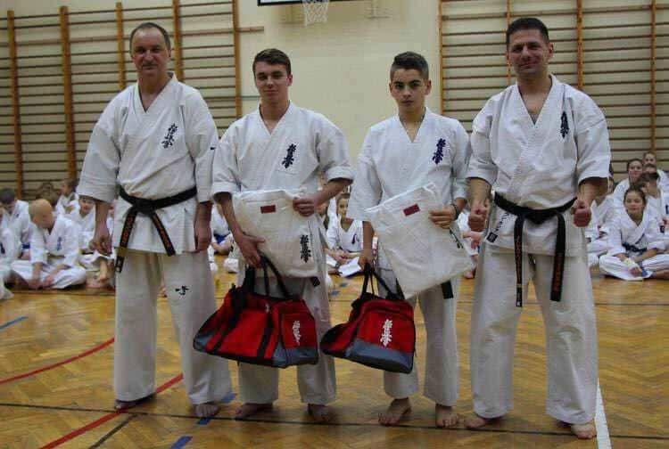Podsumowanie startów zawodników Krośnieńskiego Klubu Kyokushin Karate w 2016 roku