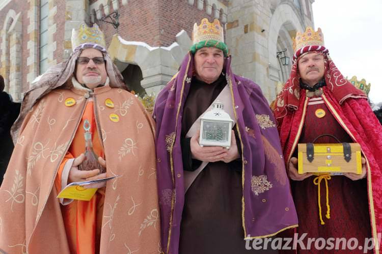 Trzej Królowie przeszli przez Lubatową 