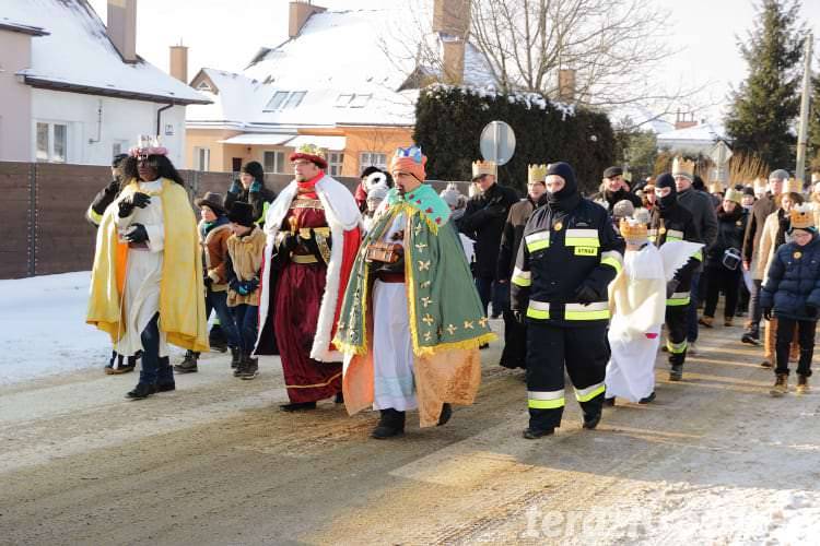 Ulicami Jedlicza przeszedł Orszak Trzech Króli [WIDEO]