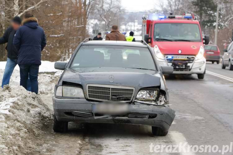 Podręcznikowa kolizja w Klimkówce, najechanie na tył samochodu