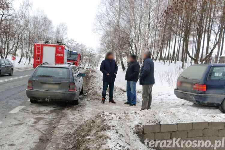 Podręcznikowa kolizja w Klimkówce, najechanie na tył samochodu