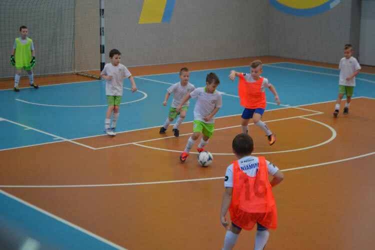 Beniaminek Krosno z Pucharem Posła Piotra Babinetza