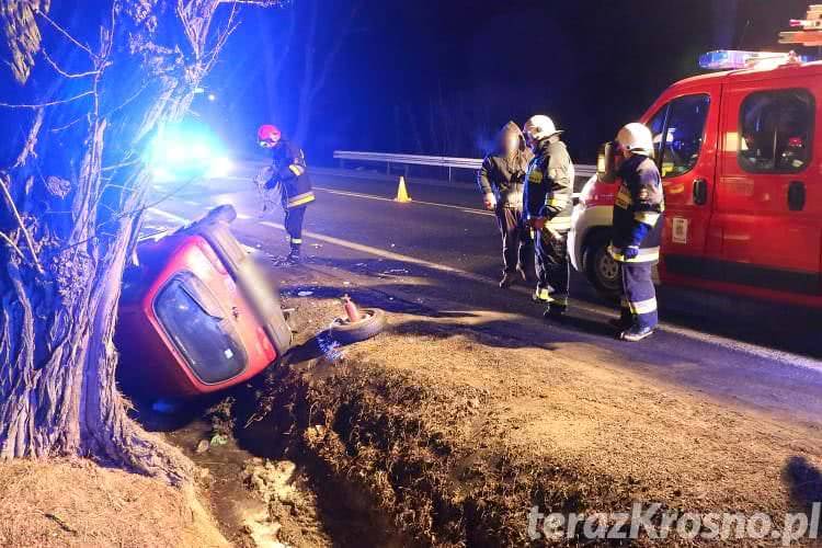 Straciła panowanie nad pojazdem i wjechała do rowu