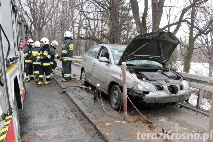 Wypadek w Dukli. Kierowca zasnął za kierownicą