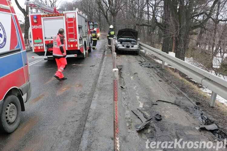 Wypadek w Dukli. Kierowca zasnął za kierownicą