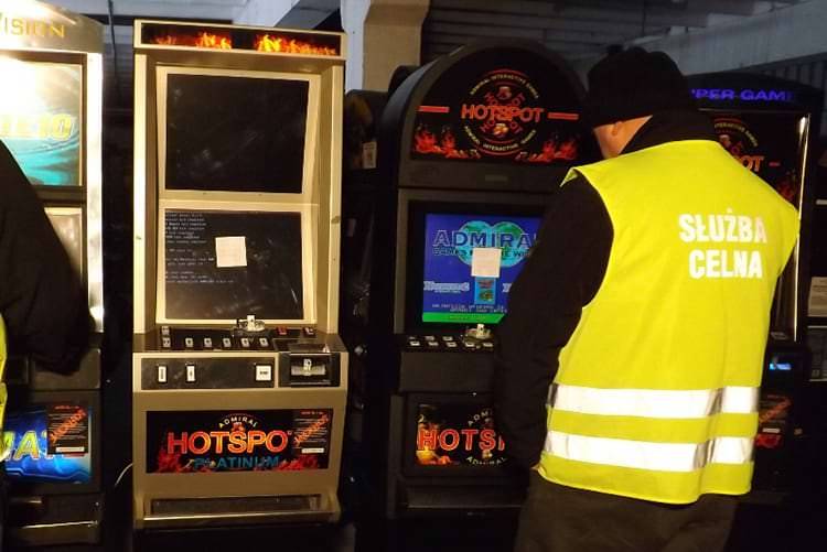 Krosno. Celne uderzenie w nielegalny hazard