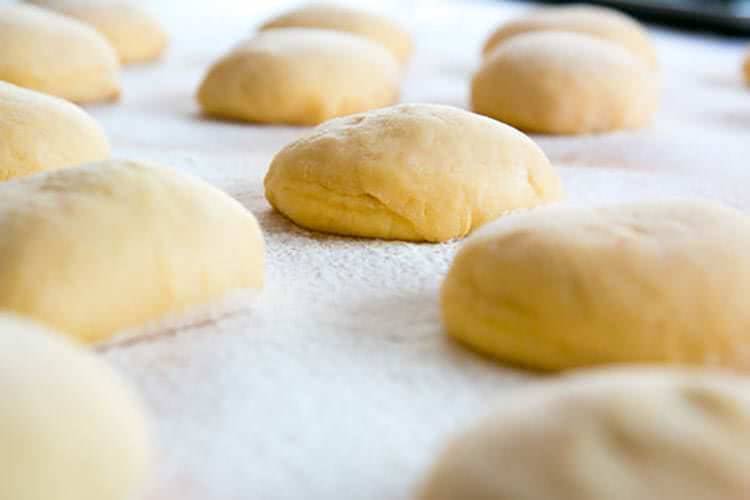 Sprawdź, ile będą kosztować pączki w tłusty czwartek