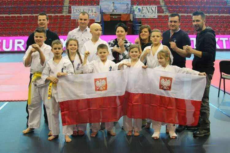 Siedem medali zawodników KKK Kyokushin w Budapeszcie 