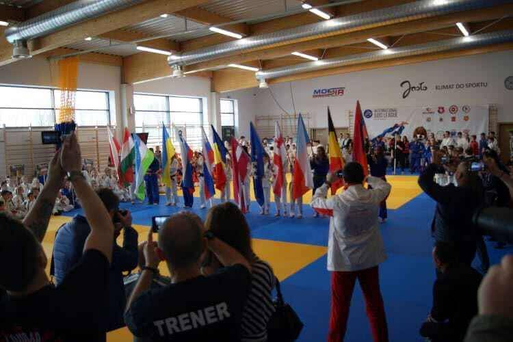 10 medali dla UKS 15 Krosno