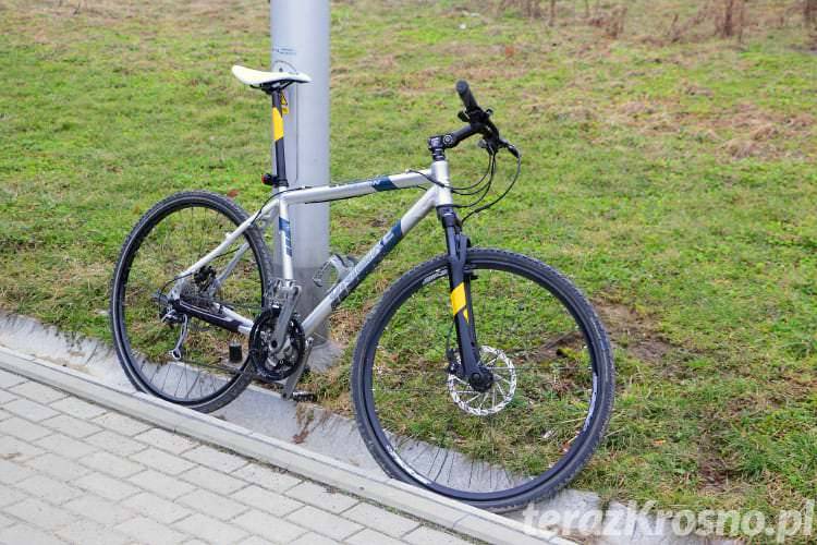 Rowerzysta potrącony na pasach