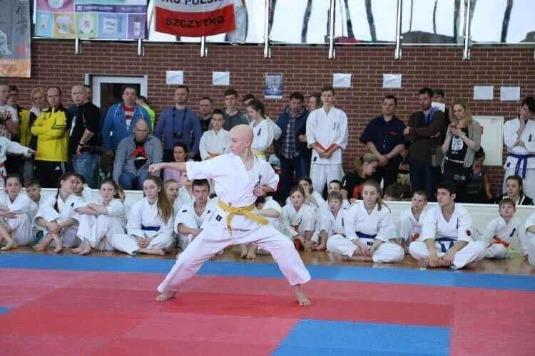 6 trofeów dla Krośnieńskiego Klubu Kyokushin Karate