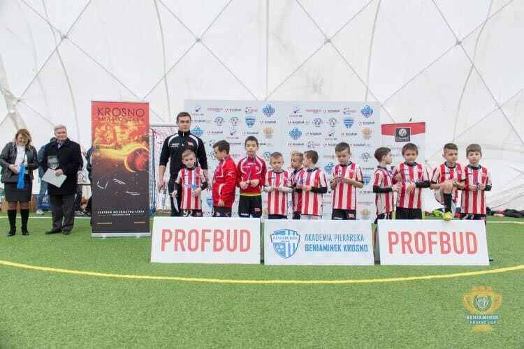 Złoto dla Beniaminka Krosno w kategorii wiekowej U-9