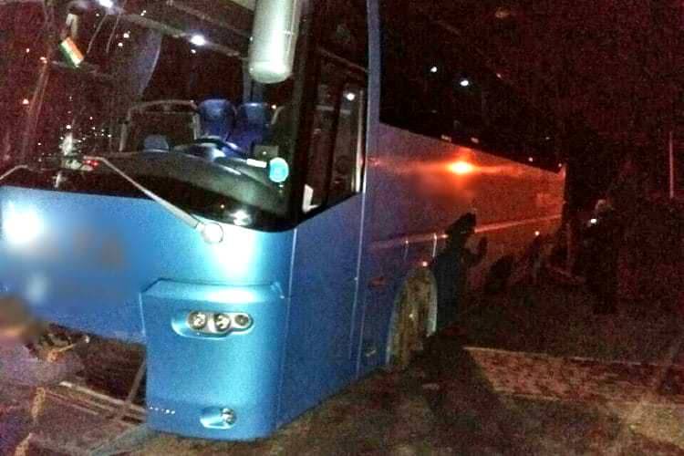 Autokar z chasydami utknął w Rymanowie