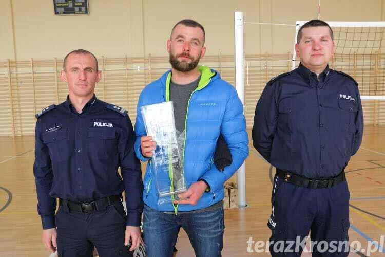 Walczyli o puchar Komendanta