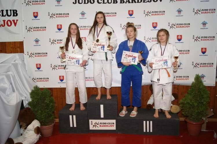 Pięć medali dla UKS 15 Krosno na Słowacji