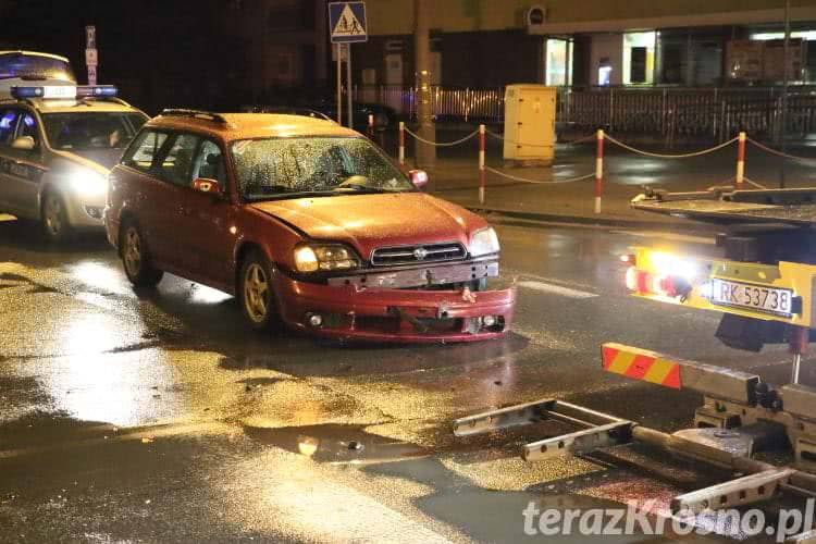 Kolizja na skrzyżowaniu. Zignorował znak STOP