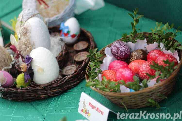 Parada Palm Wielkanocnych w Sieniawie