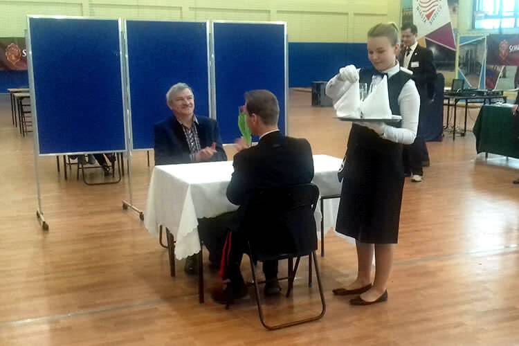 Ewelina Józefczyk z ZSGH w Iwoniczu-Zdroju najlepszą kelnerką w Polsce