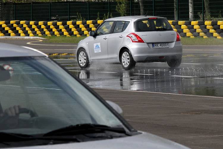 W Krośnie otwarto Ośrodek Doskonalenia Techniki Jazdy