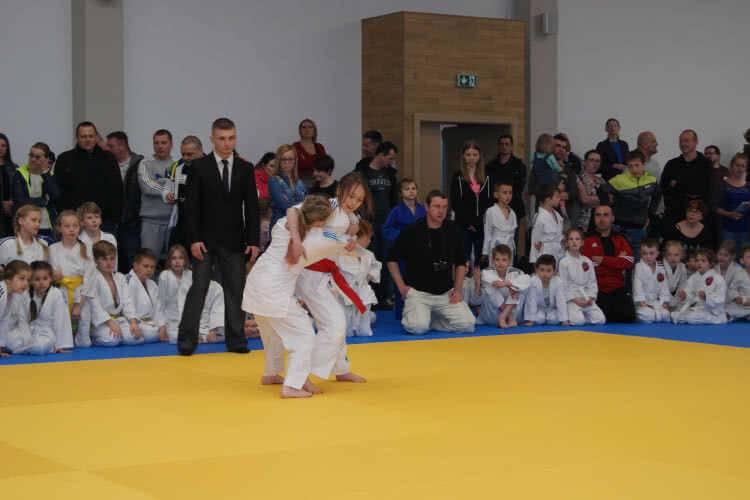Judocy UKS 15 Krosno z 14 medalami