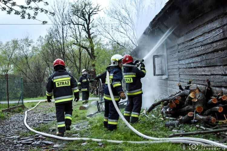 Tragiczny pożar w Cergowej. Jedna osoba nie żyje