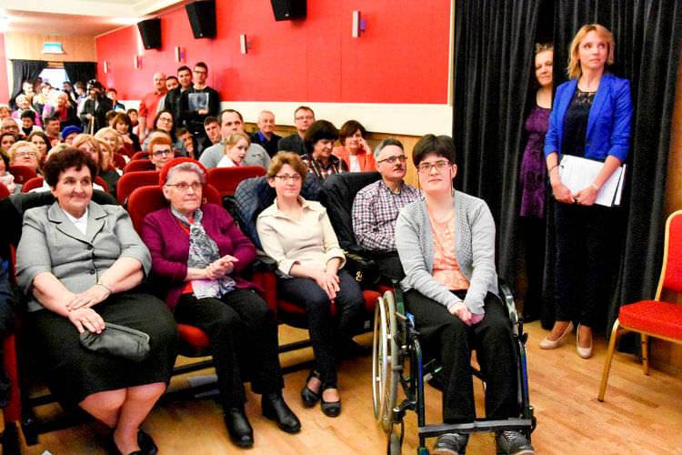 Zagrali dla Angeliki