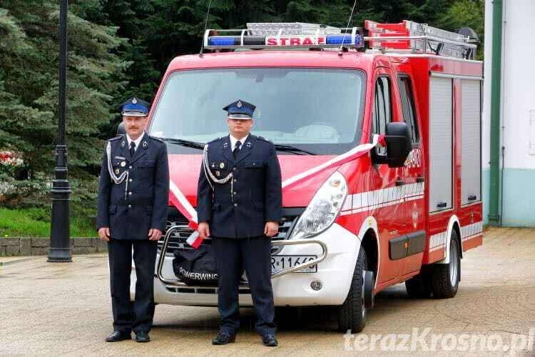 Ochotnicy z Iwonicza-Zdroju oficjalnie z nowym wozem