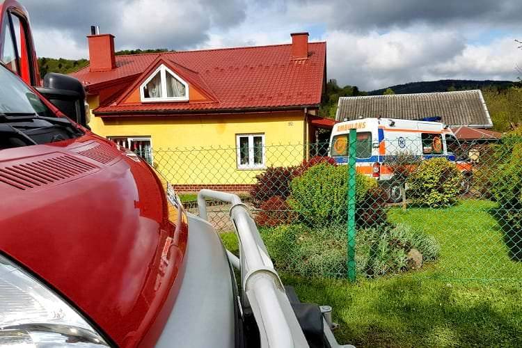 Pożar w kotłowni. Strażacy mieli utrudniony dojazd