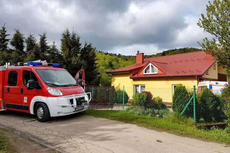 Pożar w kotłowni. Strażacy mieli utrudniony dojazd