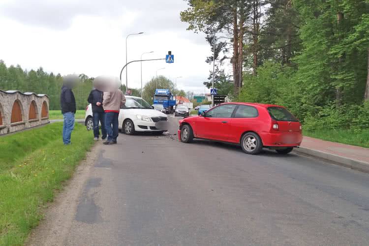 Zderzenie przy Parku Leśnym Dębina 