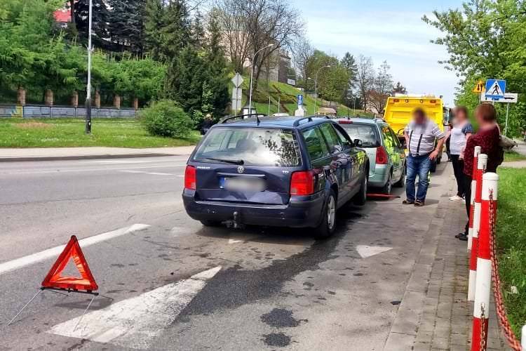 Poniedziałkowa kolizja przy targowisku