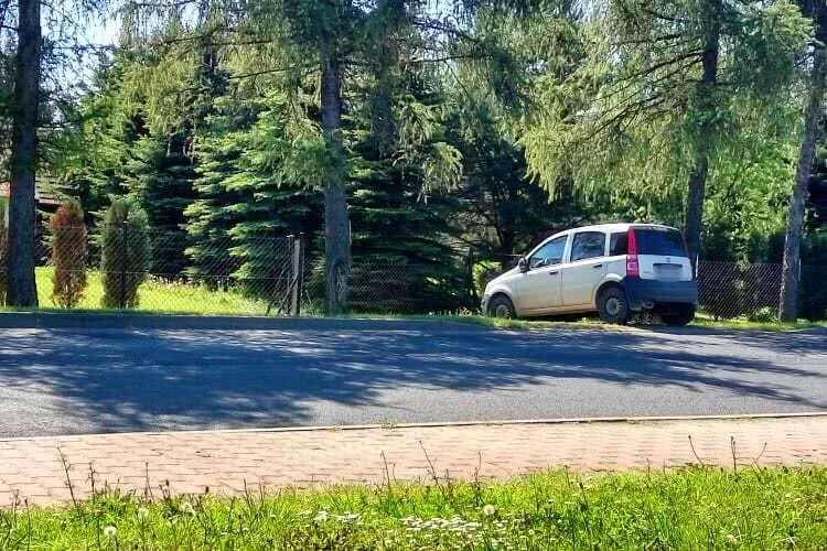 Zderzenie motorowerzysty z samochodem