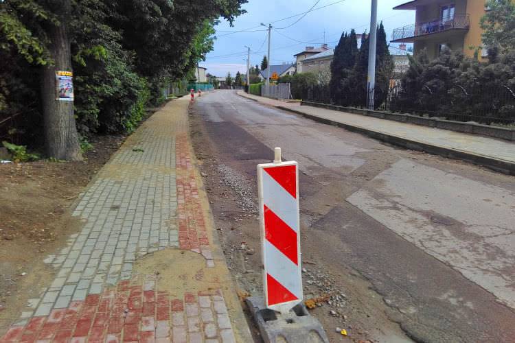 Roboty na Popiełuszki i Decowskiego. Będą utrudnienia w ruchu