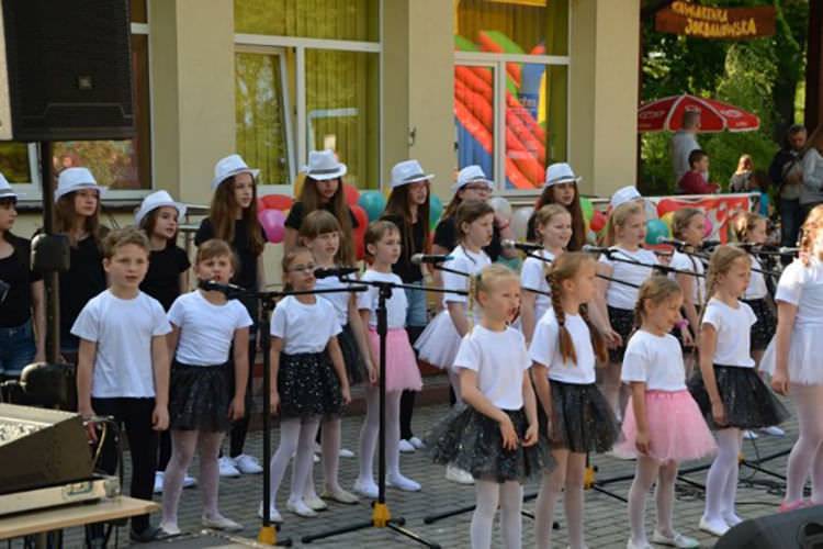 Dzieci bawiły się w Ogródku Jordanowskim