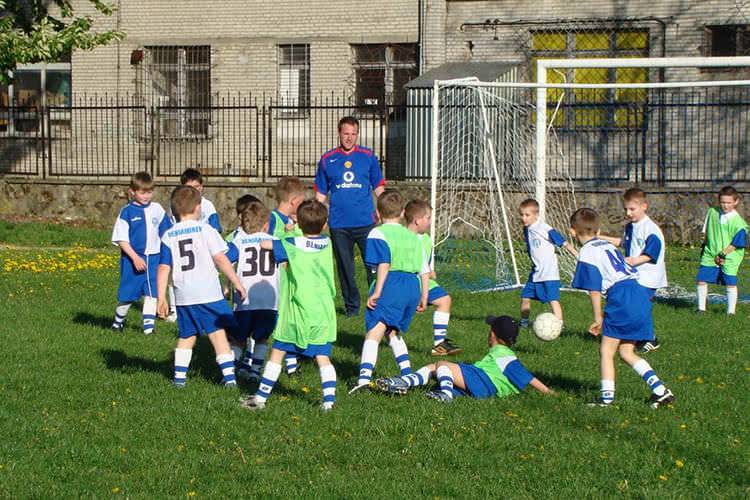 Beniaminek świętuje 10-lecie