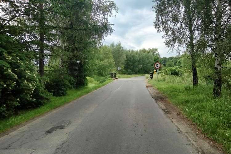 Pijany wjechał do rowu