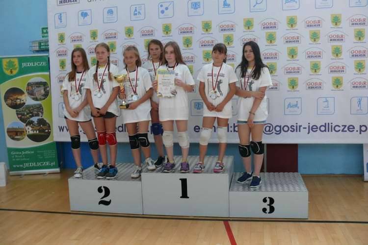 Siatkarki z Jedlicza złotymi medalistkami