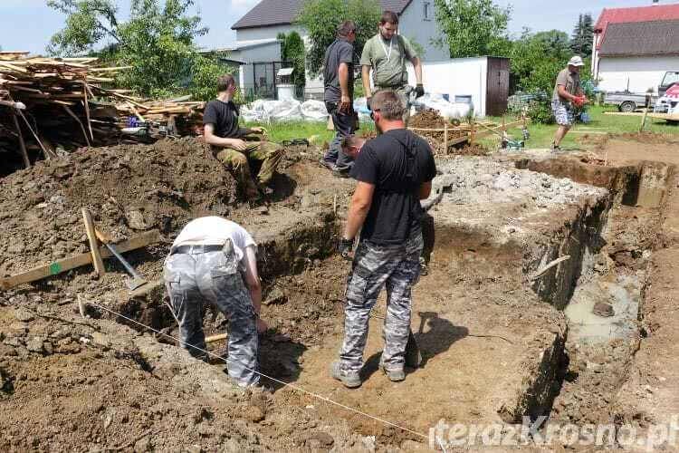 Wydobyto szczątki samolotu