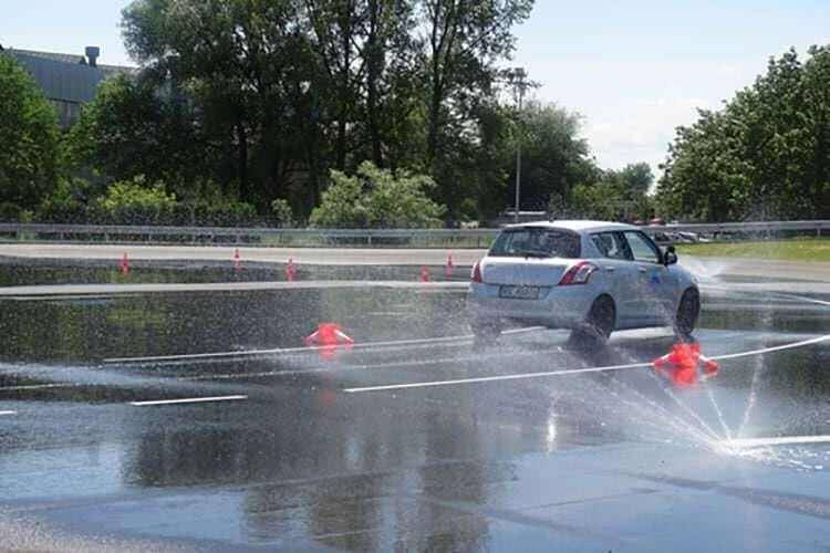 Aby jeszcze lepiej prowadzić radiowozy