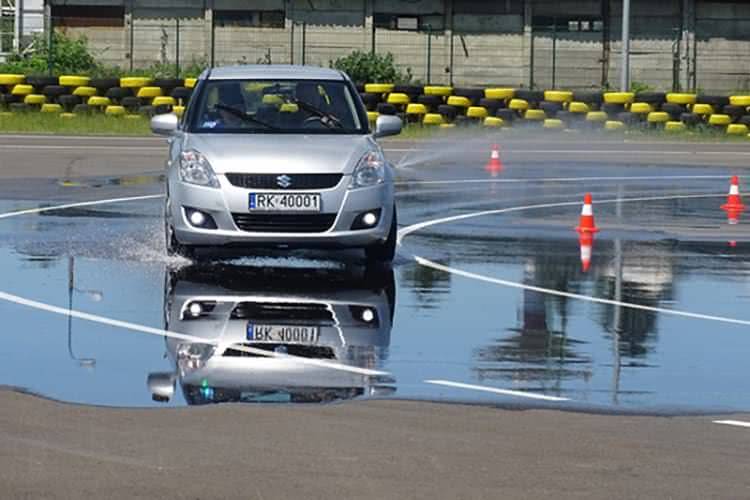 Aby jeszcze lepiej prowadzić radiowozy