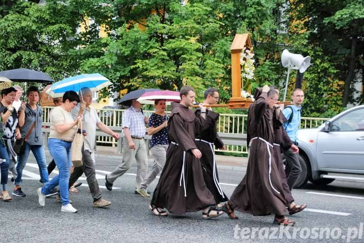 Procesja z relikwiami św. Jana z Dukli