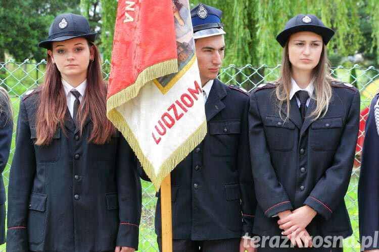 Sztandar na 90-lecie. Jubileusz OSP Jaszczew