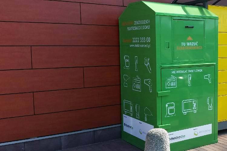 Pod Kauflandem oddasz elektrośmieci