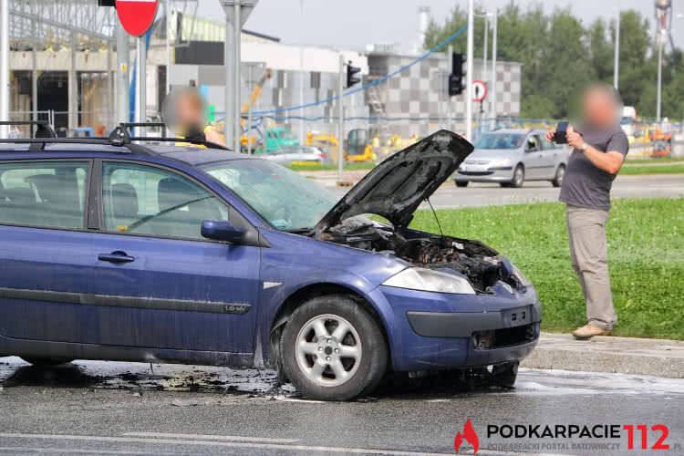 Krosno. W trakcie jazdy zapalił się samochód