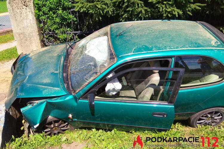 Toyota w rowie, kierowca zniknął