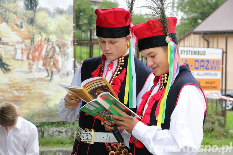 W Krośnie i Zręcinie czytali "Wesele"