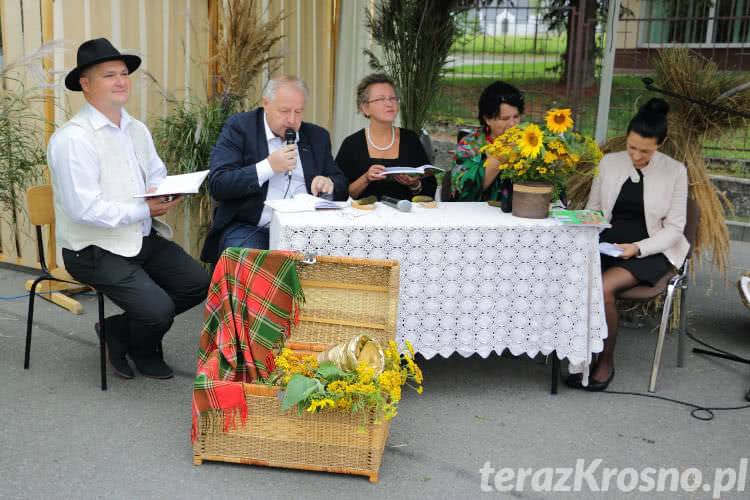 W Krośnie i Zręcinie czytali "Wesele"