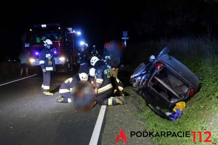 Dachowanie samochodu w Bóbrce