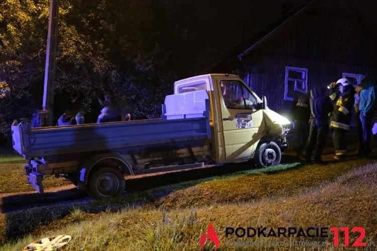 Zderzenie dwóch samochodów w Równem