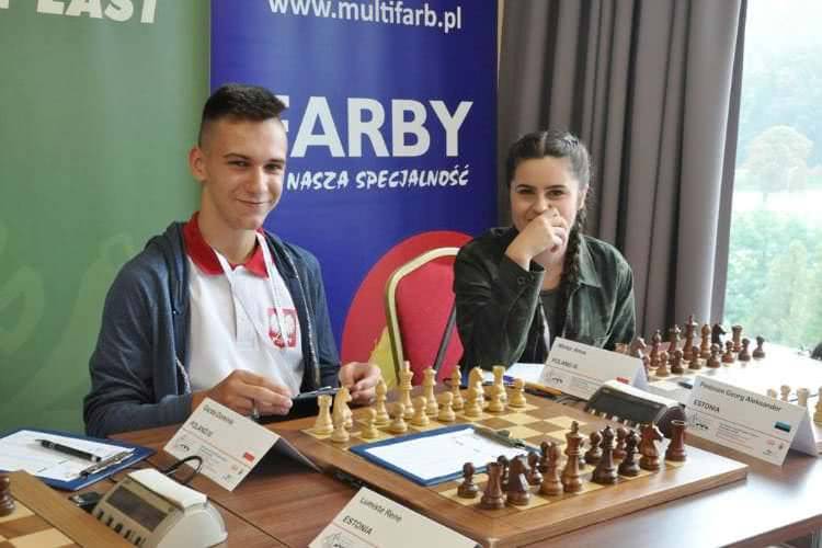 W Rymanowie walczyli juniorzy w szachach klasycznych